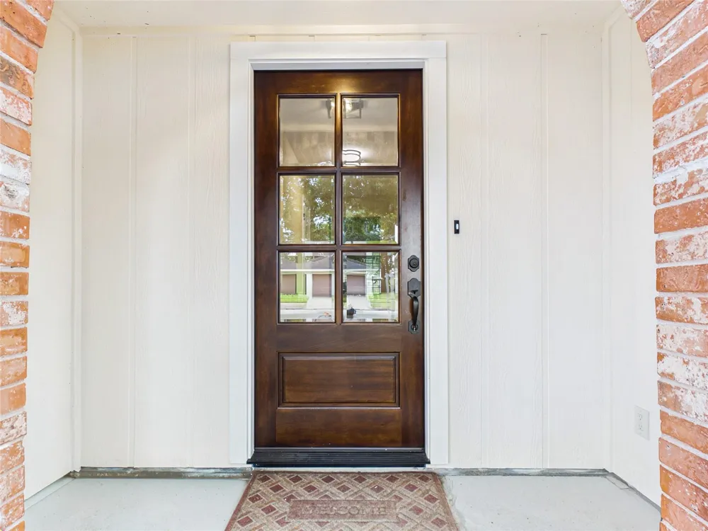 1817 Woodcrest Drive Deer Park, TX 77536