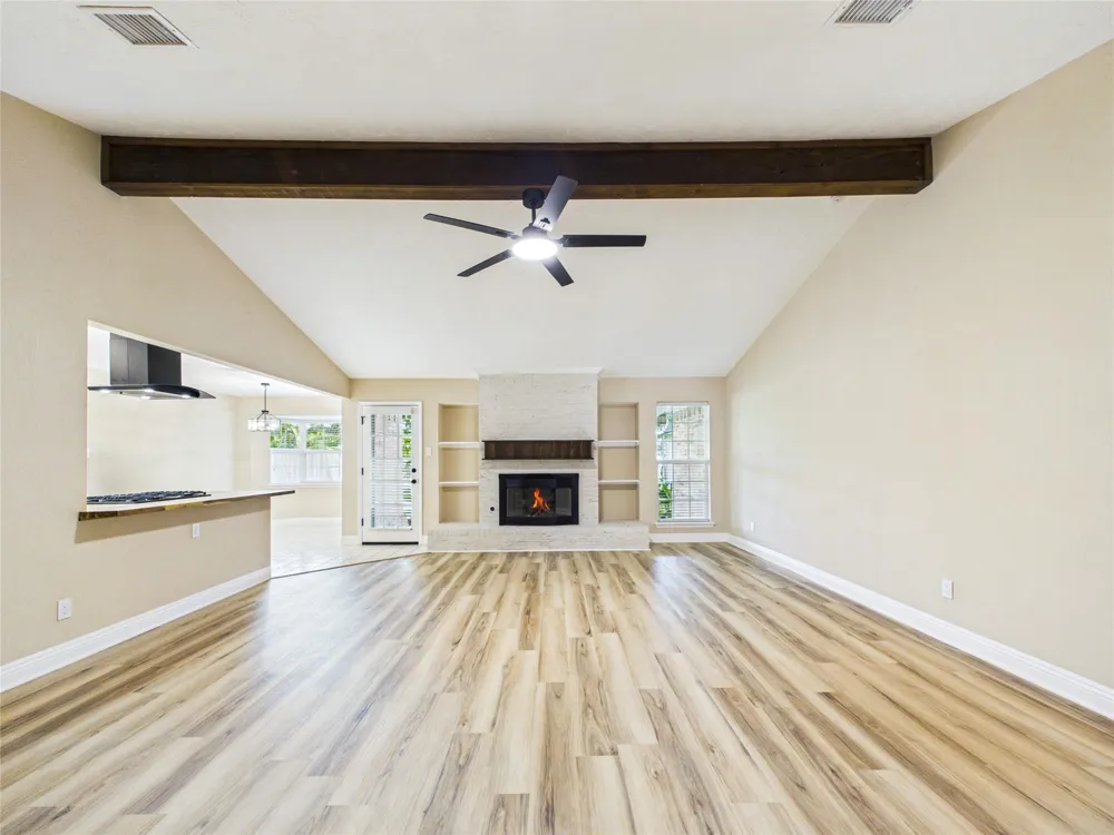 1817 Woodcrest Drive Deer Park, TX 77536