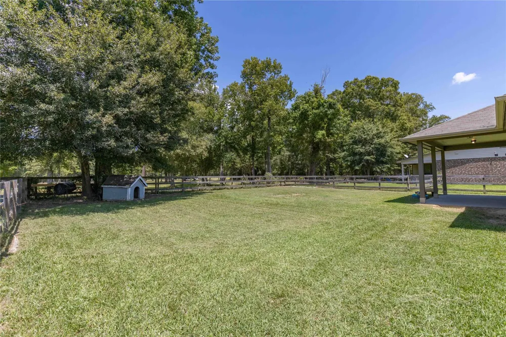 218 Rocky Ridge Drive Anahuac, TX 77514