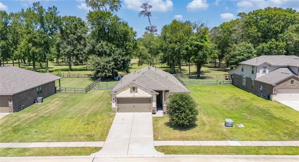 218 Rocky Ridge Drive Anahuac, TX 77514