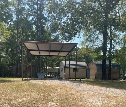 128 Pinewood Drive