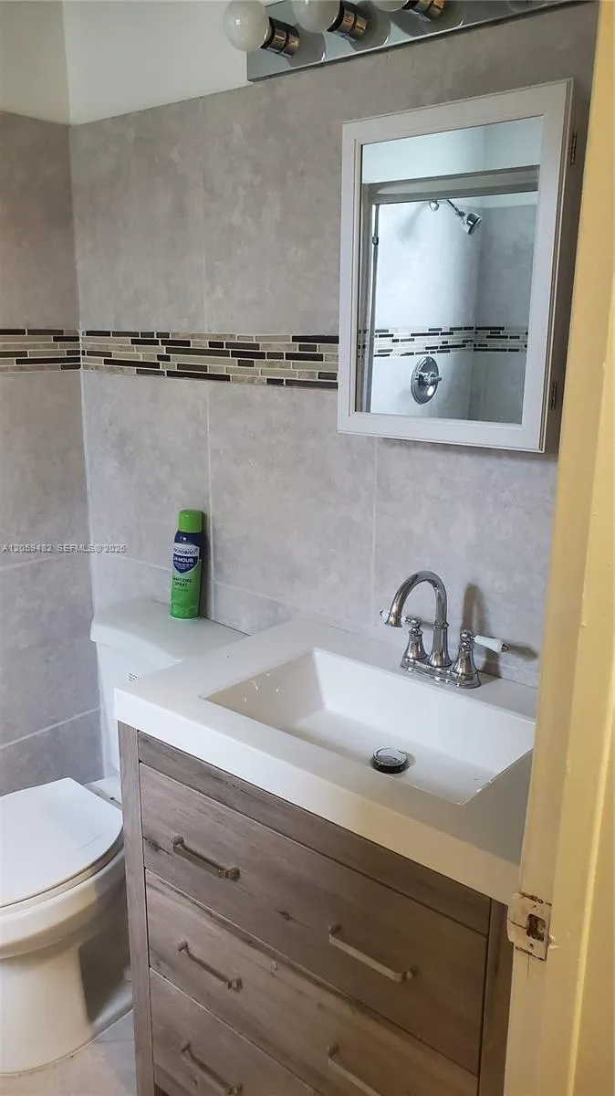 619 D St Lake Worth, FL 33460