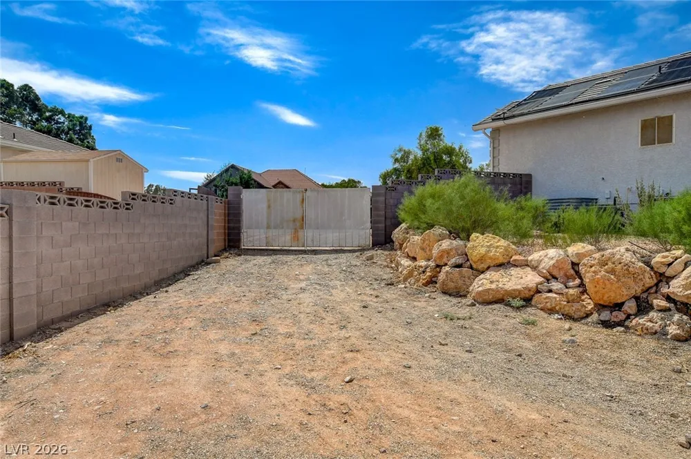 4362 Thistle Street Logandale, NV 89021