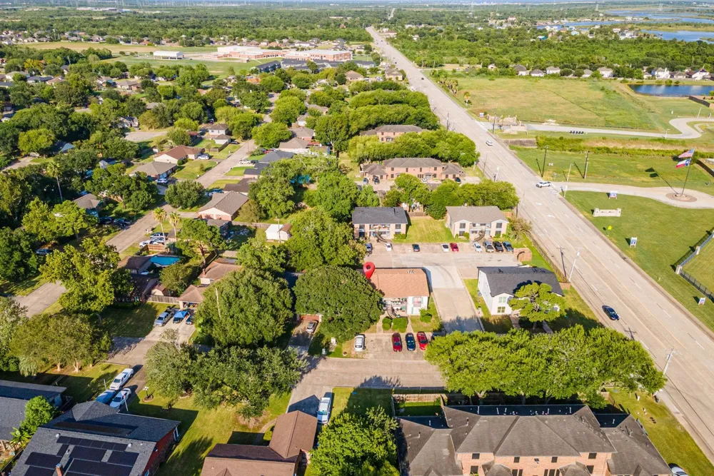 4023 Briarglen Drive #1 Dickinson, TX 77539