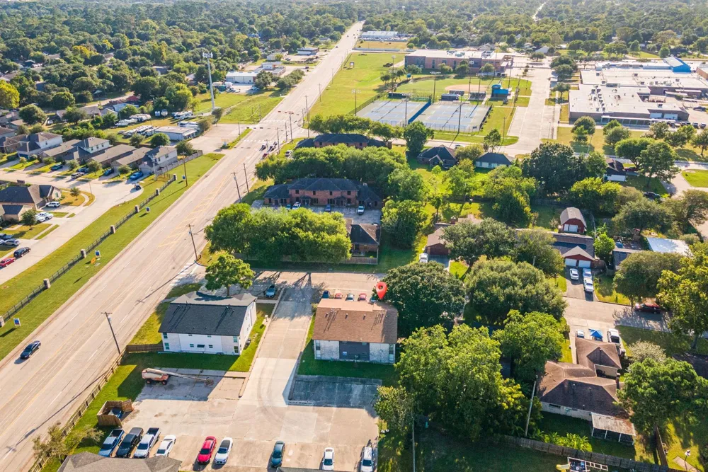 4023 Briarglen Drive #1 Dickinson, TX 77539