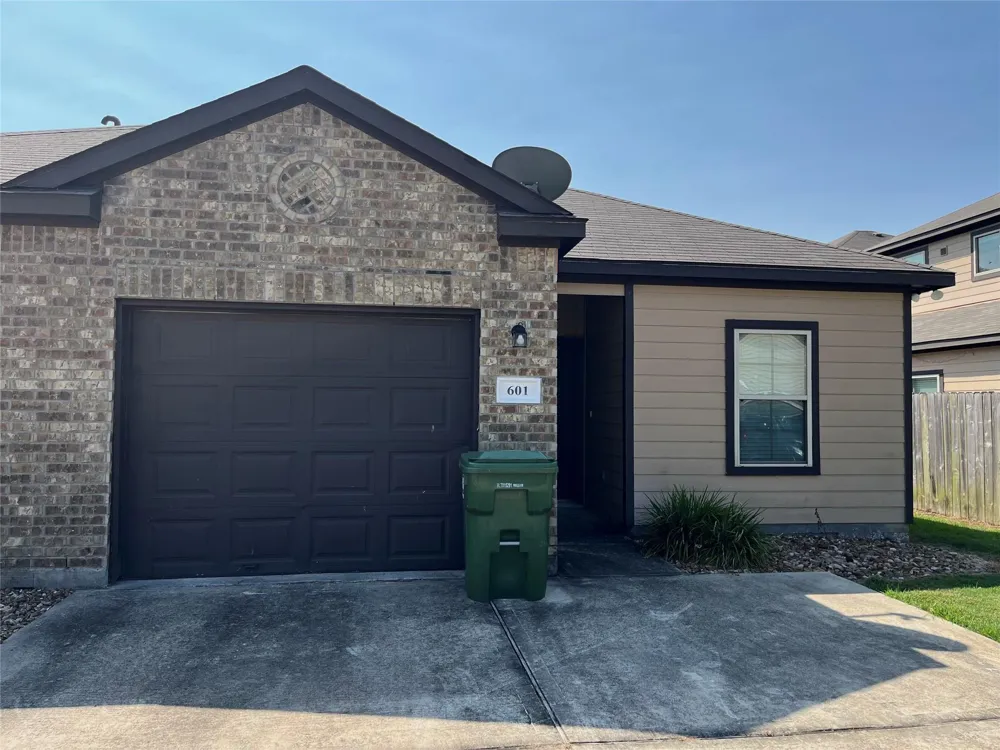 601 Rosewood Street Dayton, TX 77535