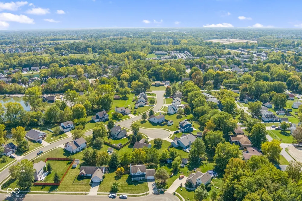 2015 Pheasant Run Westfield, IN 46074