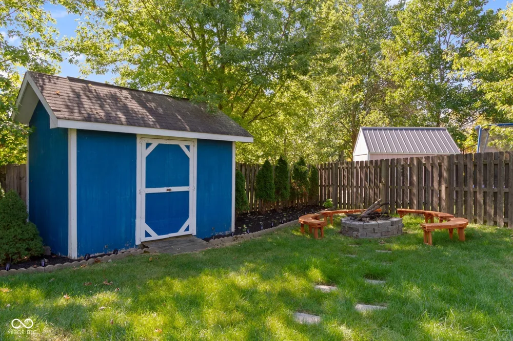 2015 Pheasant Run Westfield, IN 46074