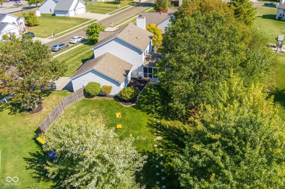 2015 Pheasant Run Westfield, IN 46074