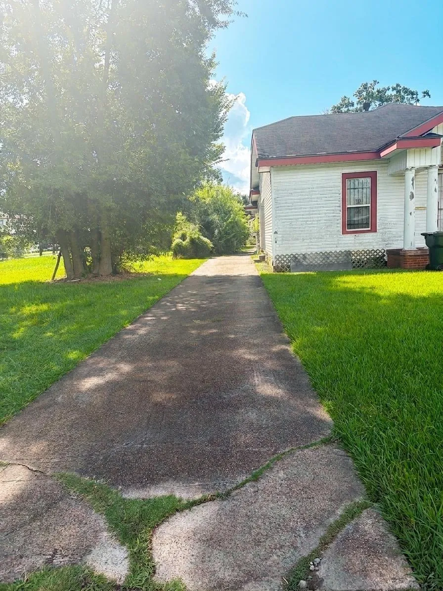 3142 7th Street Port Arthur, TX 77642