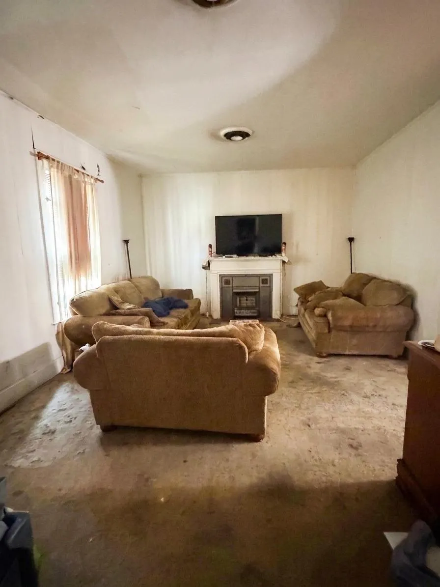 3142 7th Street Port Arthur, TX 77642