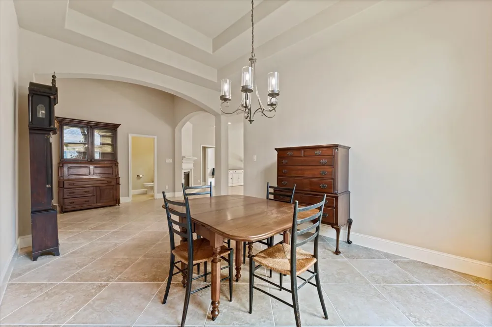 146 Diamond Back Lane Montgomery, TX 77316
