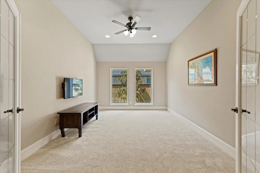 146 Diamond Back Lane Montgomery, TX 77316