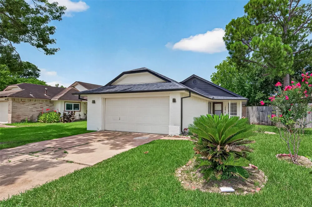 10814 Parkland Woods Drive Sugar Land, TX 77498