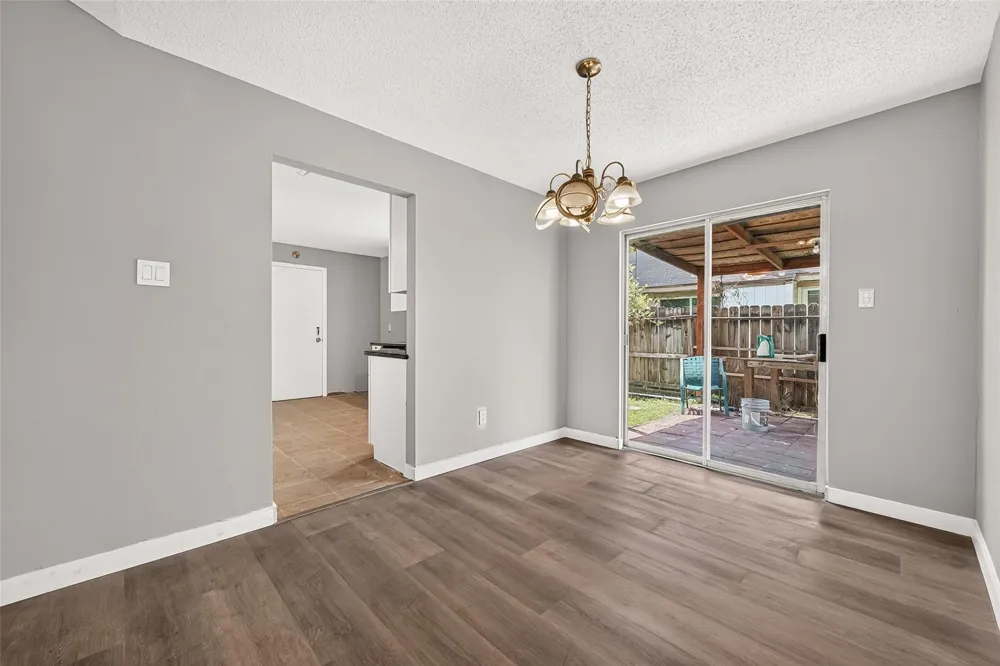 10814 Parkland Woods Drive Sugar Land, TX 77498
