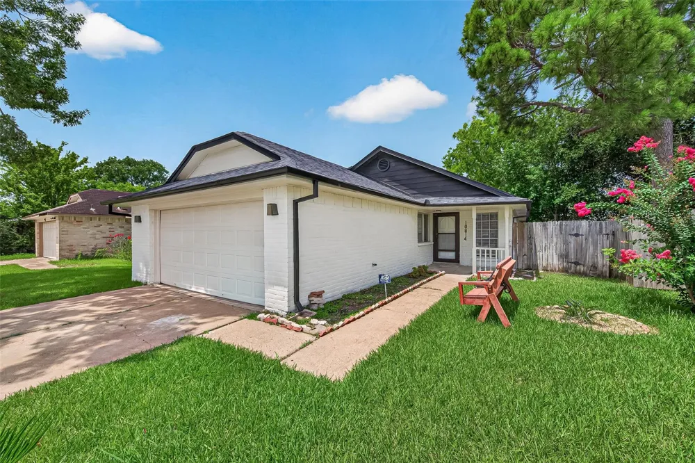 10814 Parkland Woods Drive Sugar Land, TX 77498