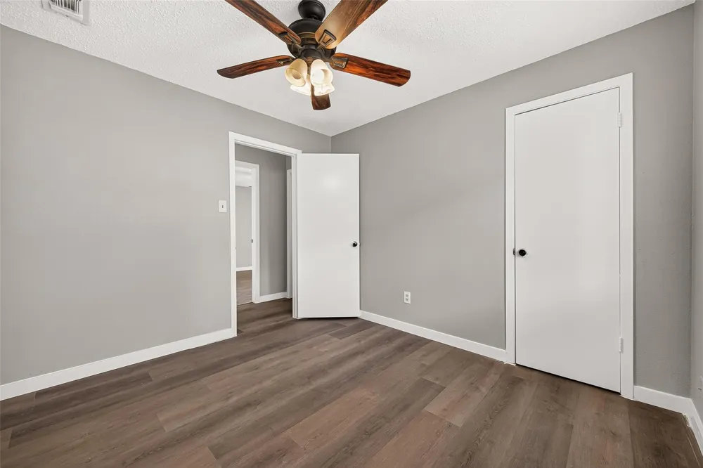 10814 Parkland Woods Drive Sugar Land, TX 77498