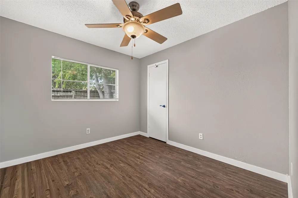 10814 Parkland Woods Drive Sugar Land, TX 77498