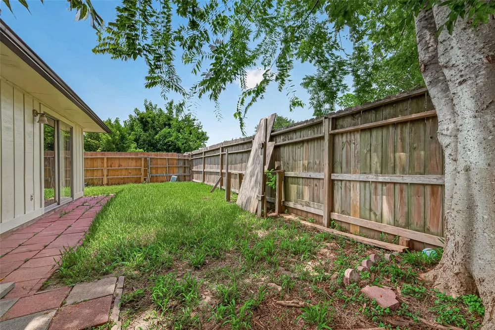 10814 Parkland Woods Drive Sugar Land, TX 77498
