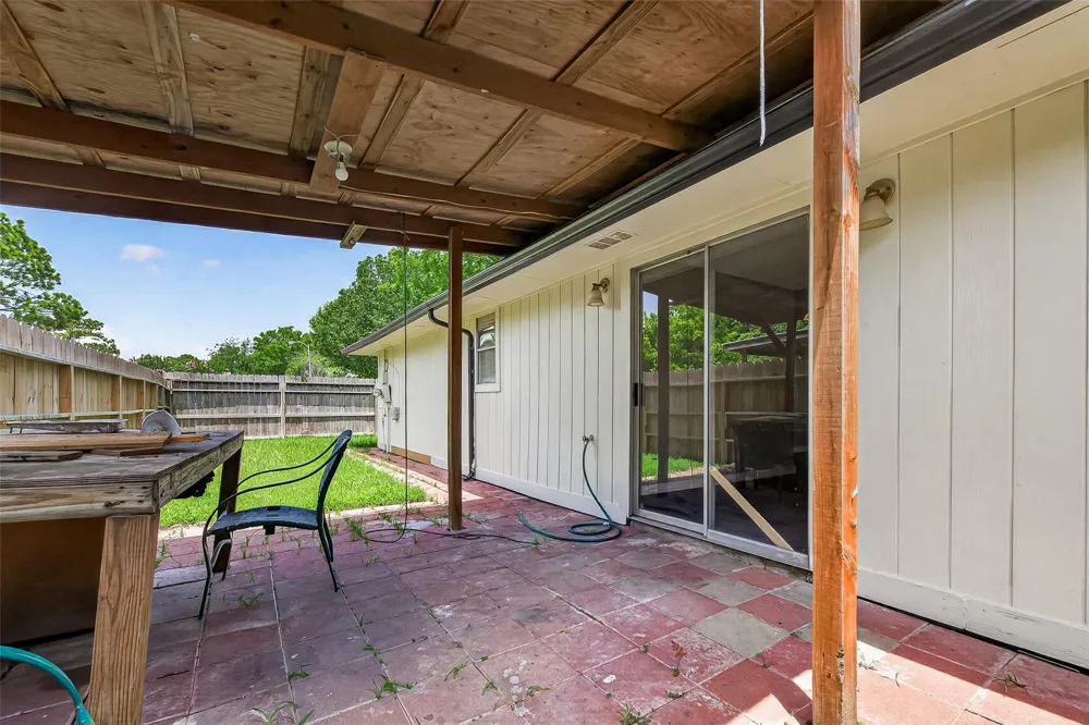 10814 Parkland Woods Drive Sugar Land, TX 77498