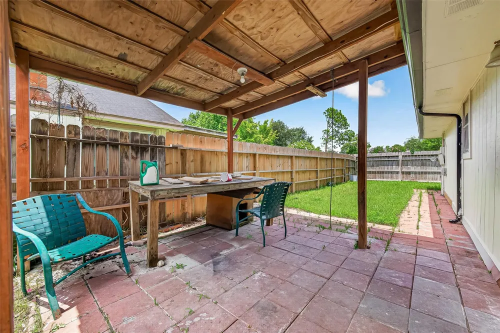 10814 Parkland Woods Drive Sugar Land, TX 77498