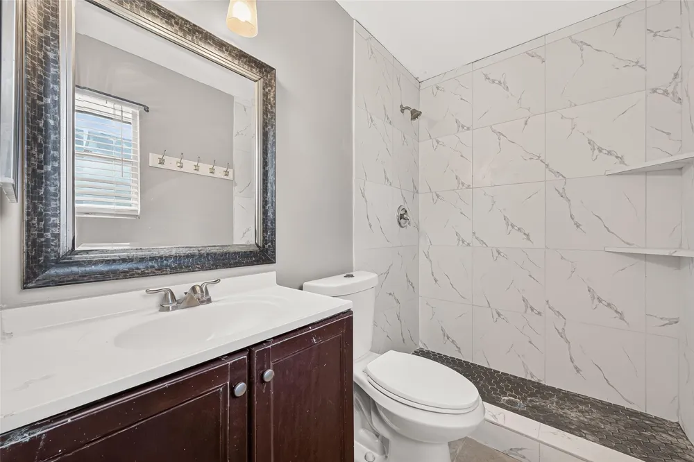 10814 Parkland Woods Drive Sugar Land, TX 77498