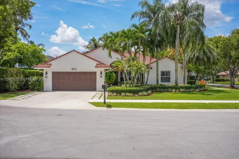 894 Spoonbill Cir