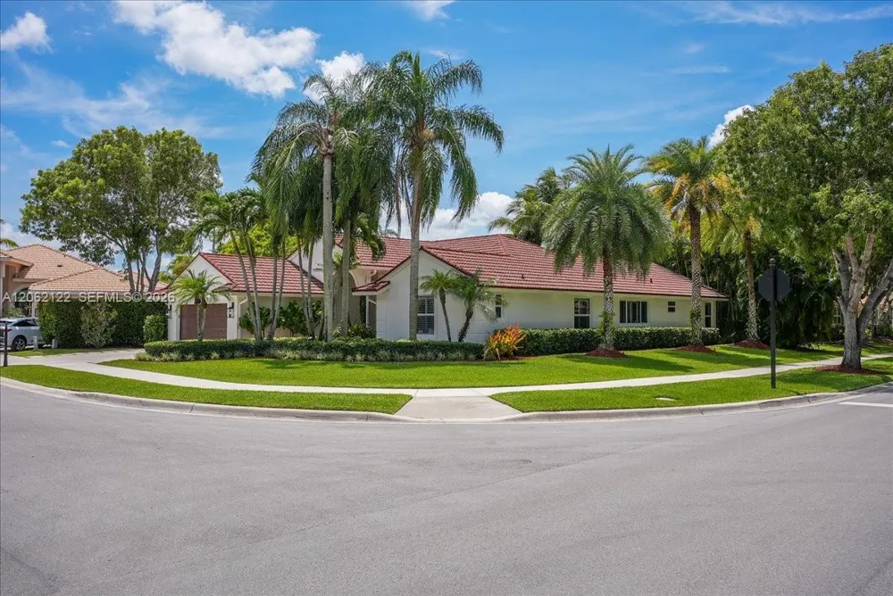 894 Spoonbill Cir Weston, FL 33326
