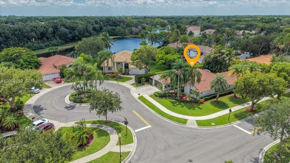 894 Spoonbill Cir Weston, FL 33326