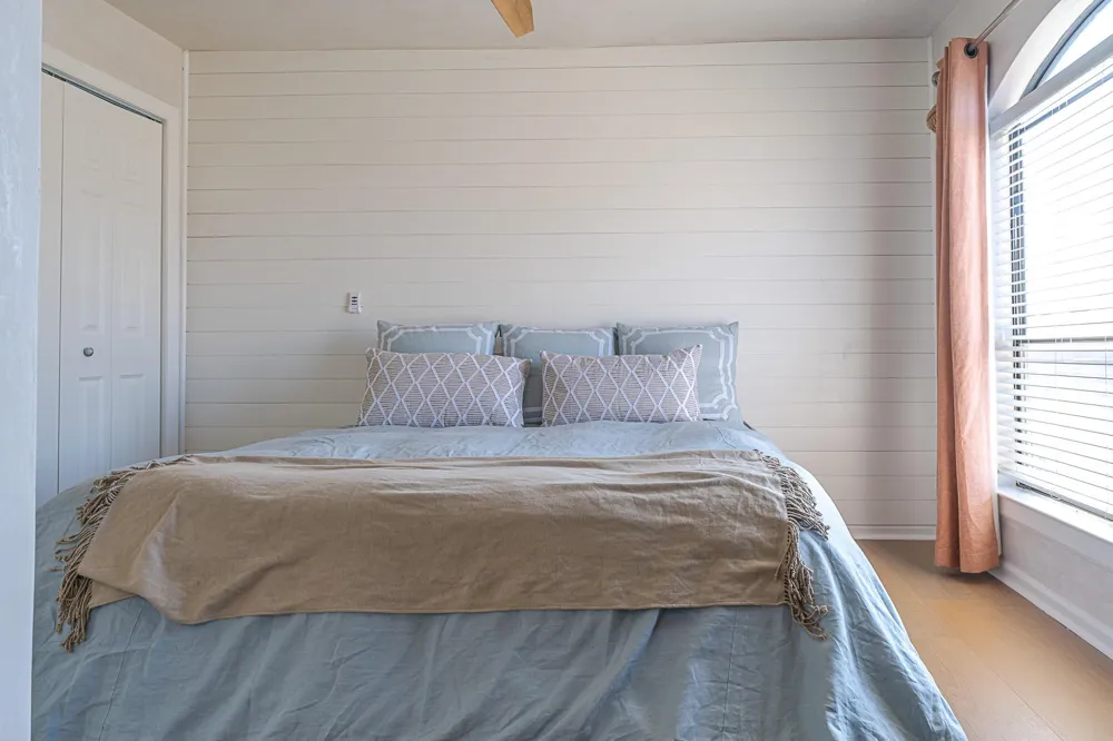 32 Dana Drive Galveston, TX 77554