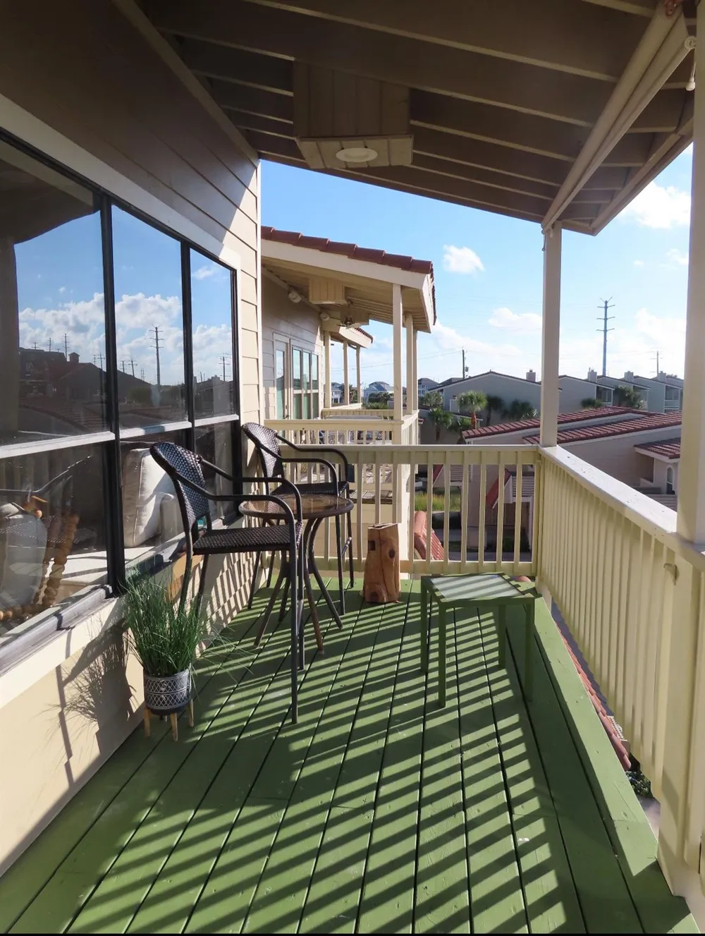 32 Dana Drive Galveston, TX 77554