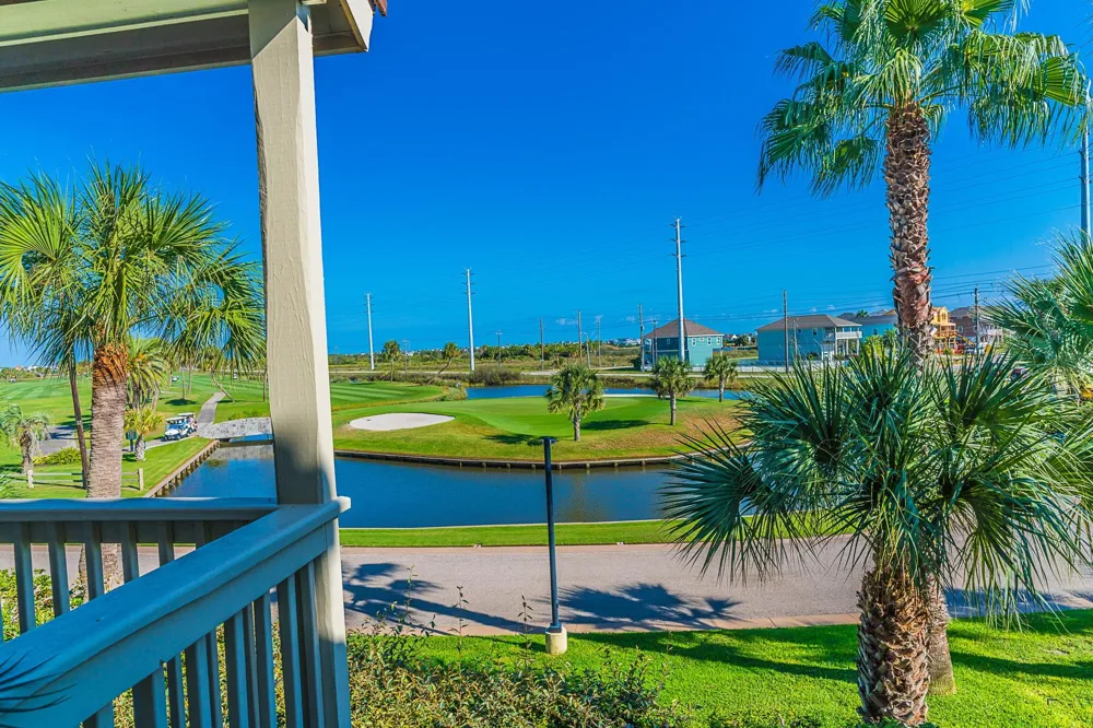 32 Dana Drive Galveston, TX 77554