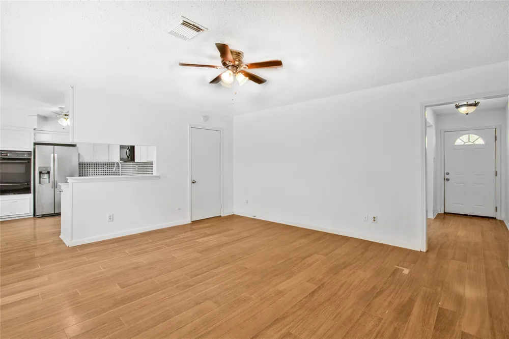 2005 S Savanna Court S League City, TX 77573