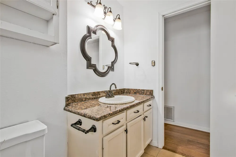 2005 S Savanna Court S League City, TX 77573