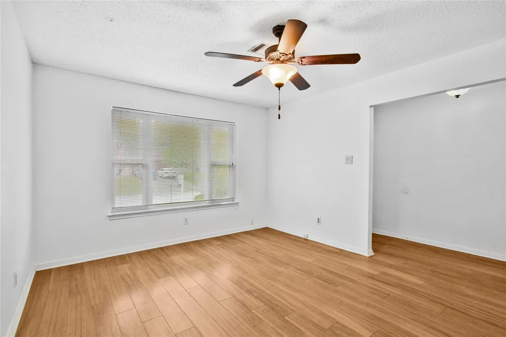 2005 S Savanna Court S League City, TX 77573