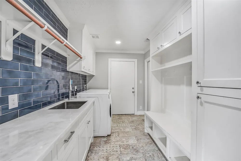 2007 Brimberry Street Houston, TX 77018