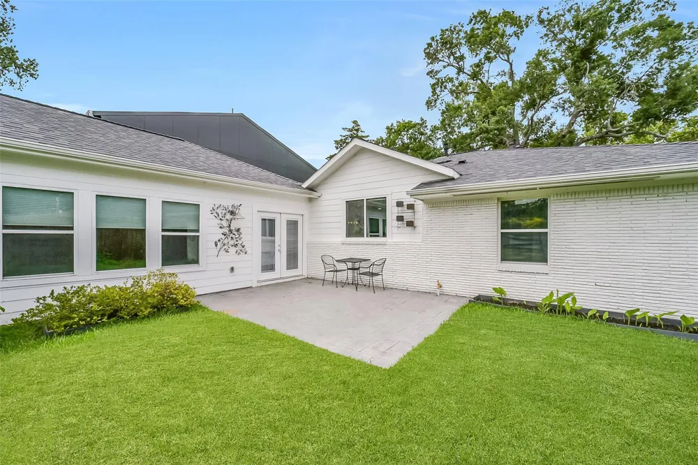 2007 Brimberry Street Houston, TX 77018