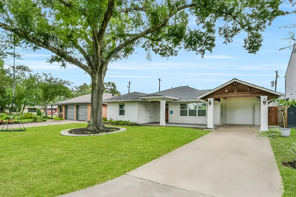 2007 Brimberry Street Houston, TX 77018