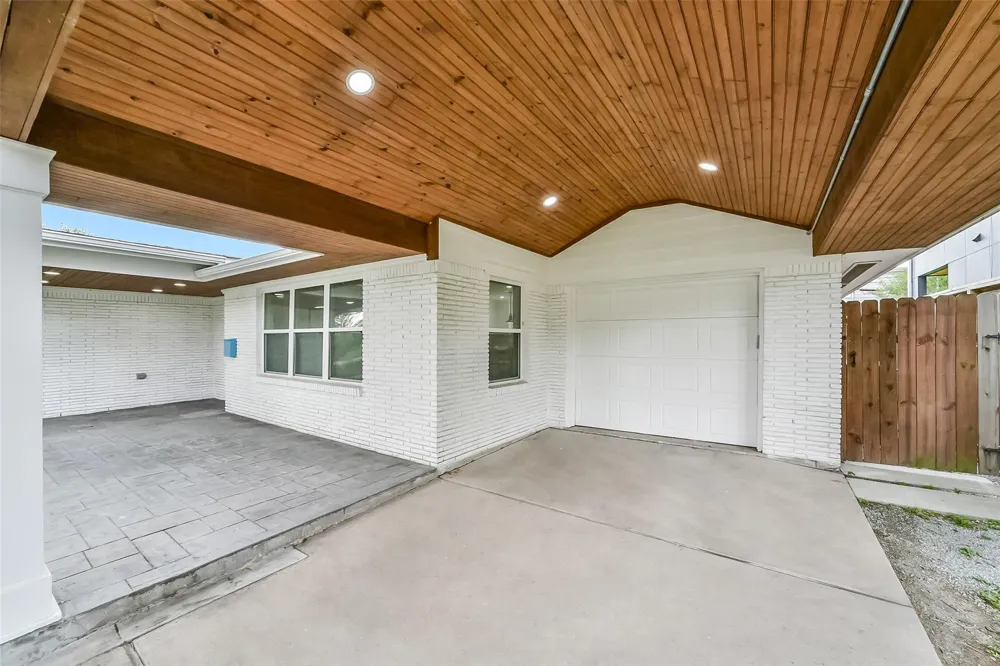 2007 Brimberry Street Houston, TX 77018