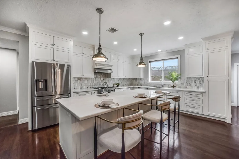 2007 Brimberry Street Houston, TX 77018