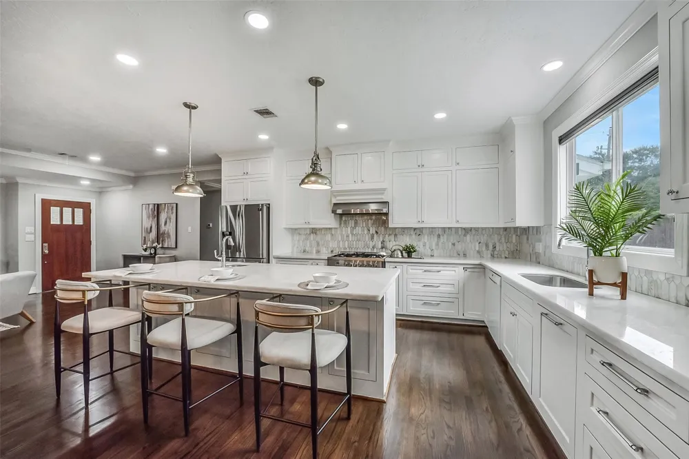 2007 Brimberry Street Houston, TX 77018