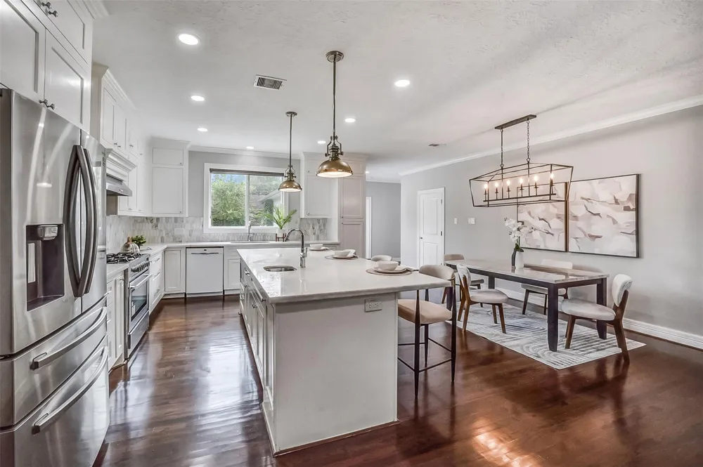 2007 Brimberry Street Houston, TX 77018