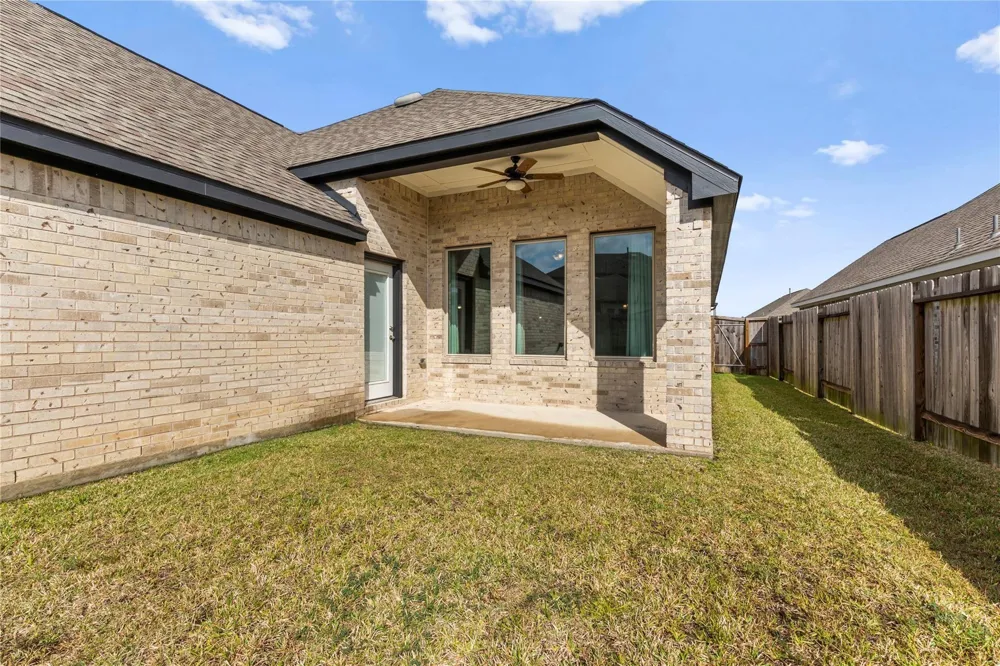 2602 Arbor Edge Crossing Texas City, TX 77568