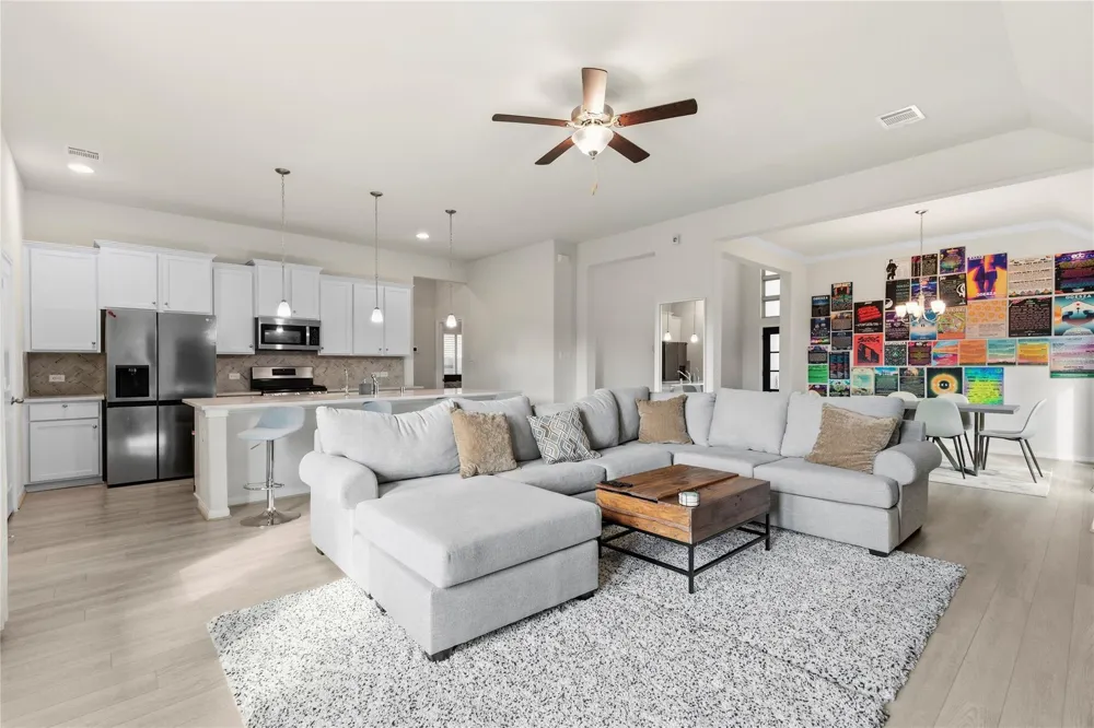 2602 Arbor Edge Crossing Texas City, TX 77568