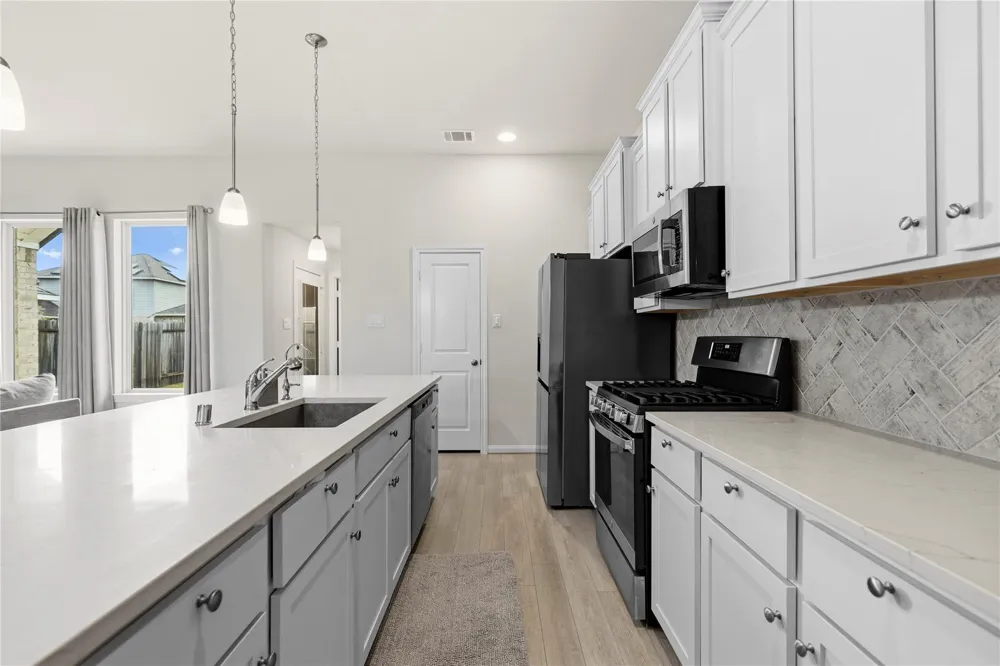 2602 Arbor Edge Crossing Texas City, TX 77568