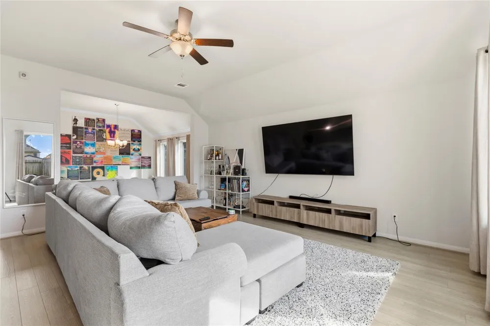 2602 Arbor Edge Crossing Texas City, TX 77568