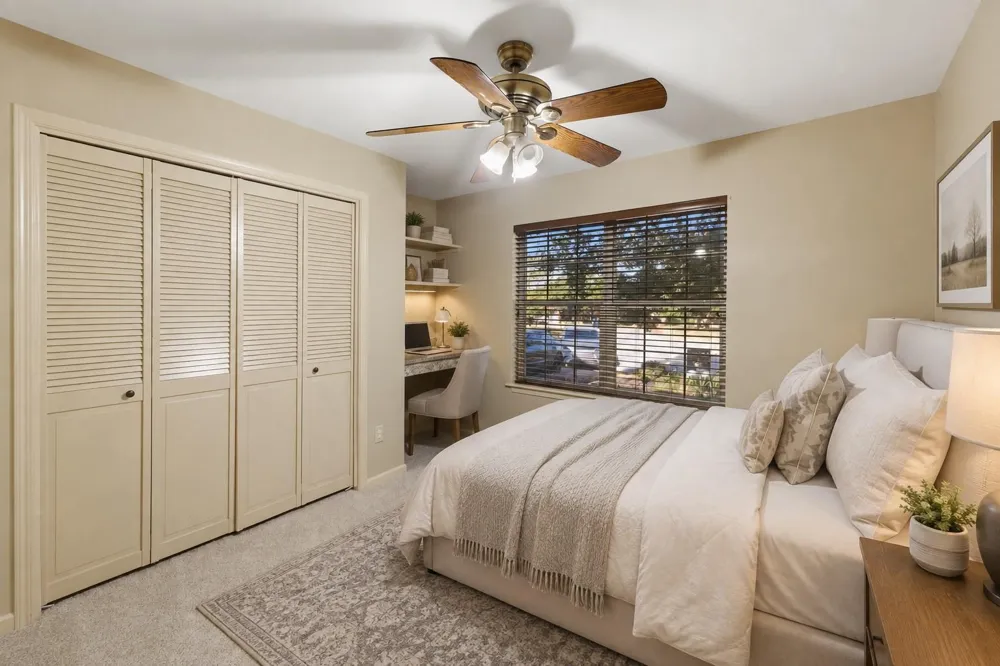 6204 London Circle Bryan, TX 77802