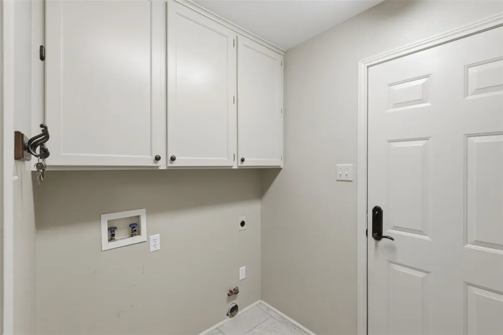 6204 London Circle Bryan, TX 77802