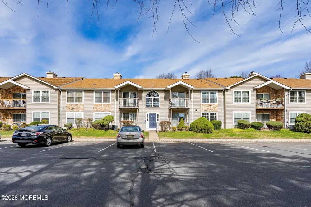 84 Diane Drive Tinton Falls, NJ 07753