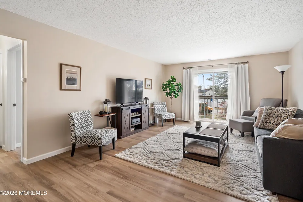 84 Diane Drive Tinton Falls, NJ 07753